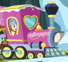 Luna Rides A Train - Fimfiction