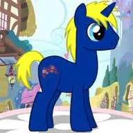 My little pony слушать. Голубая пони с желтой гривой. Синяя пони с желтыми волосами. Синяя пони игра. Пони жёлтая с голубыми.